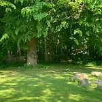 Historic Gamekeeper's House At Castle Holiday home Tranekaer