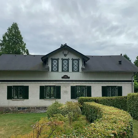 Historic Gamekeeper's House At Castle *