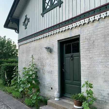Historic Gamekeeper's House At Castle * Tranekær