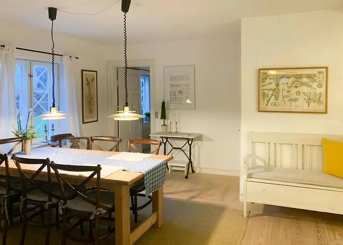 Historic Gamekeeper's House At Castle Tranekær