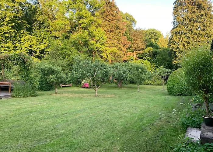 Historic Gamekeeper's House At Castle 別荘 Tranekær
