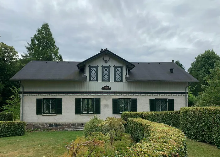 Historic Gamekeeper's House At Castle *